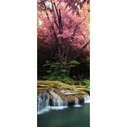 Cascada Japonesa junto al Almendro en Flor