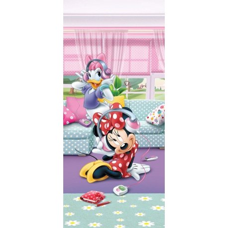Minnie Mouse y Daisy escuchan Música