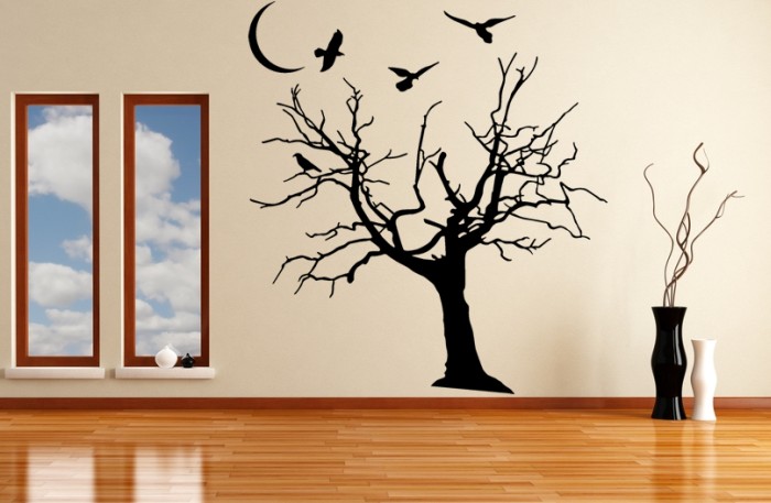 Árbol Desnudo en la Noche