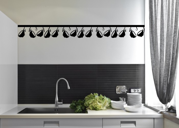 Tazones Colgados en la Cocina